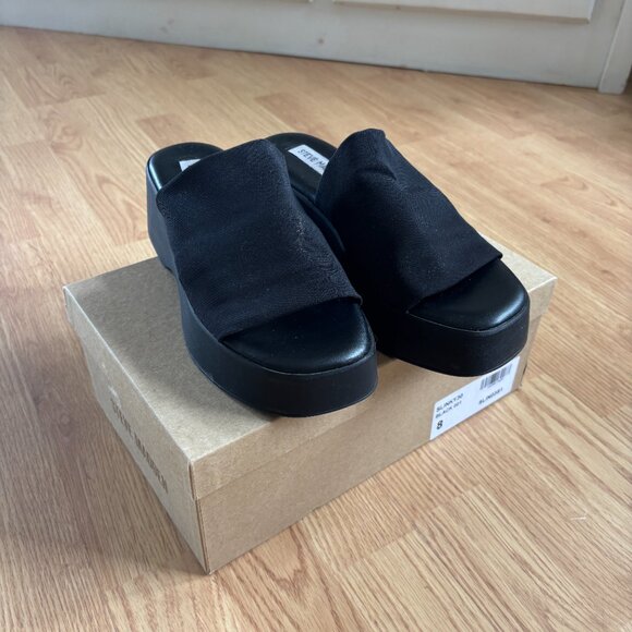 Steve Madden Slinky Size 8 Black Platform Slide Sandals - Picture 10 of 13